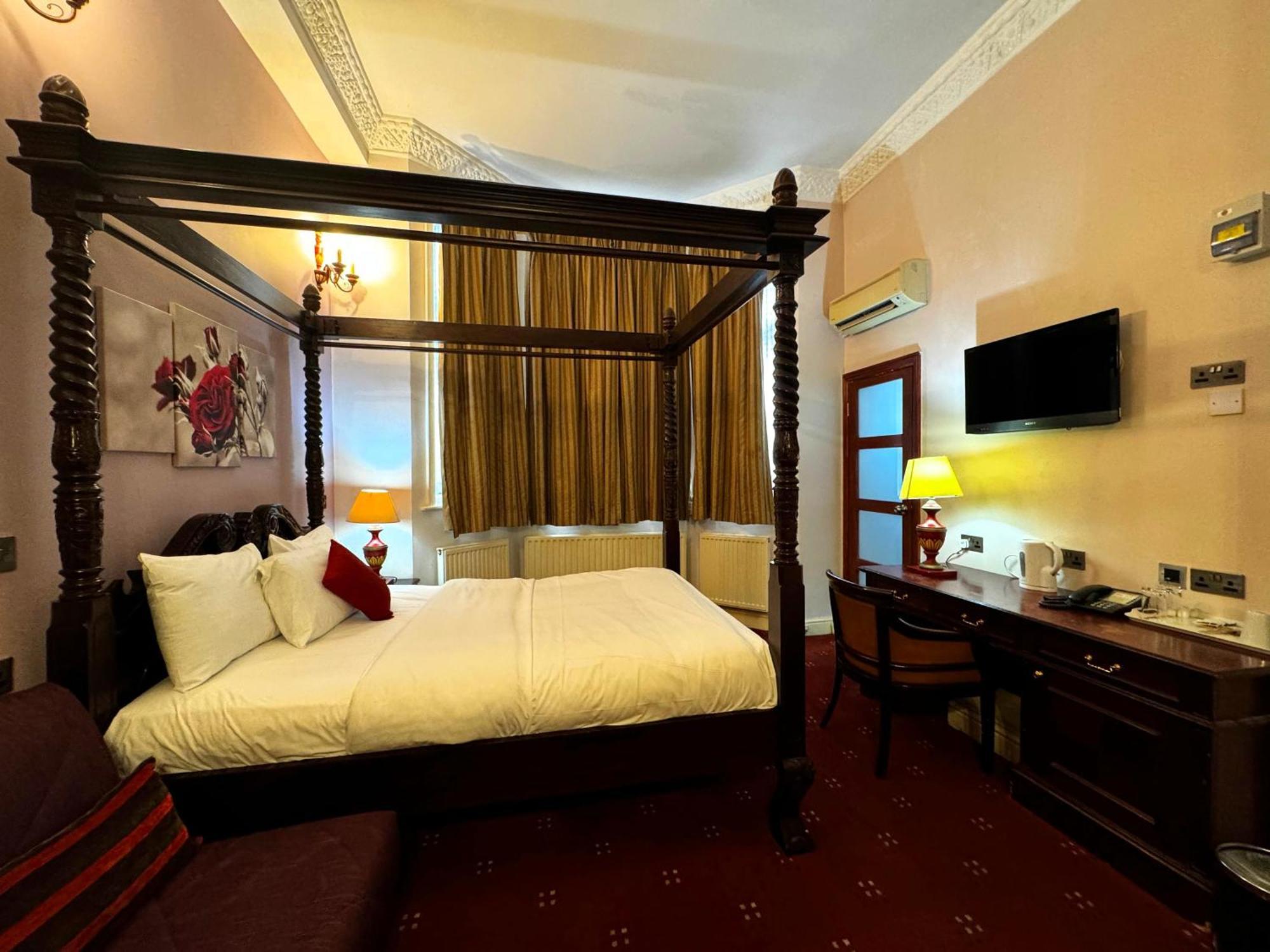 Bridge Park Hotel Londra Exterior foto