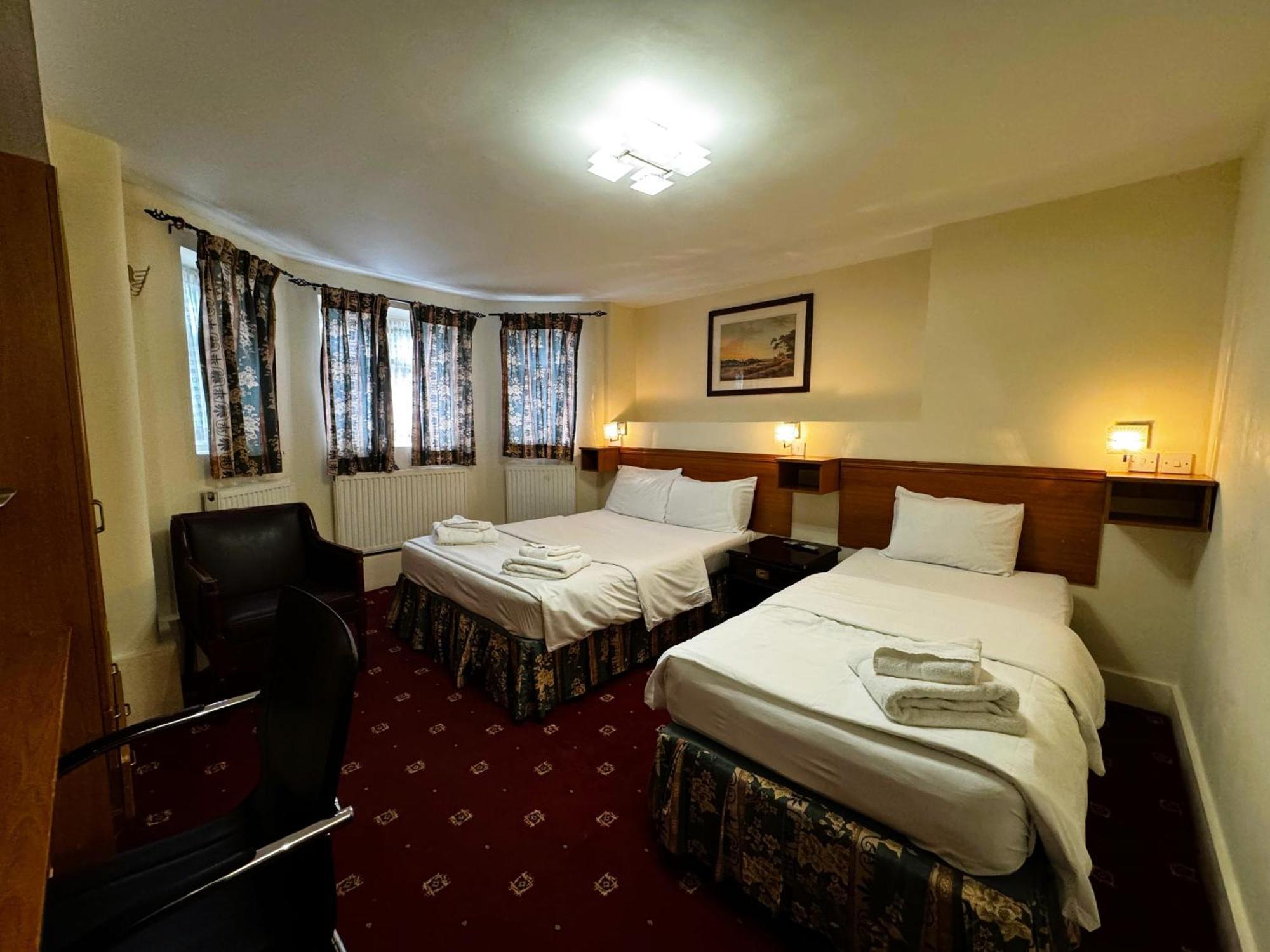 Bridge Park Hotel Londra Exterior foto