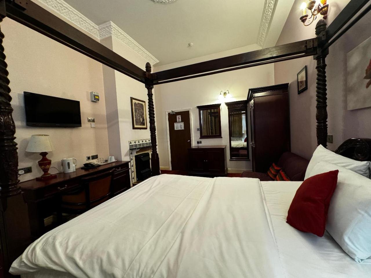 Bridge Park Hotel Londra Exterior foto