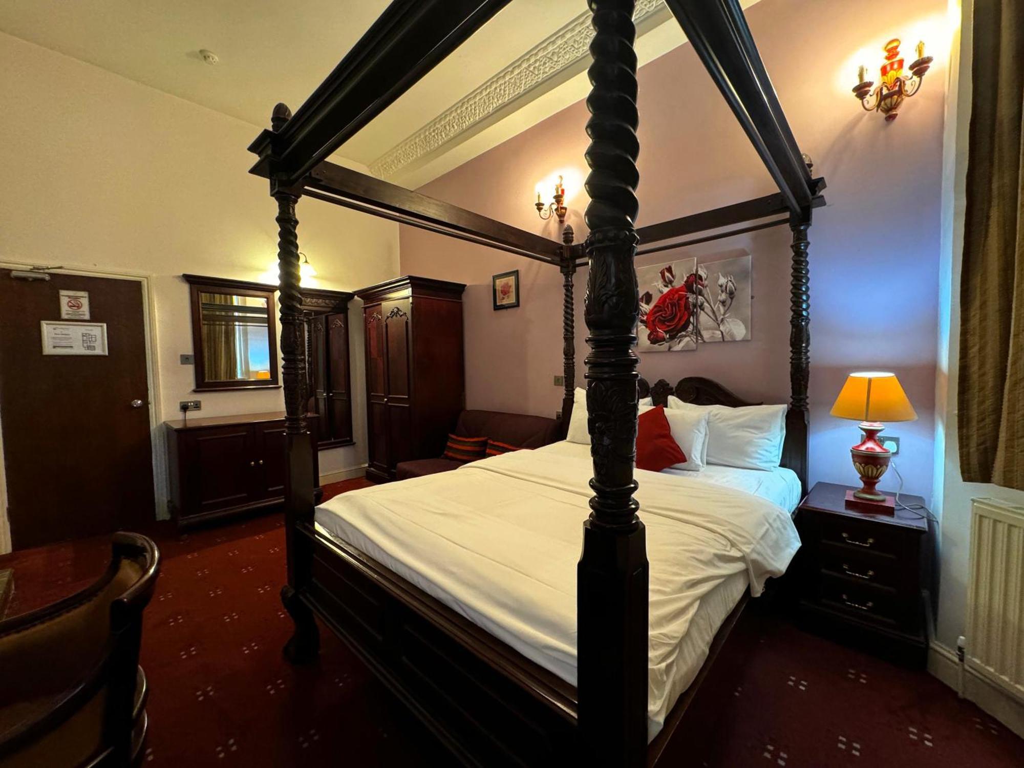 Bridge Park Hotel Londra Exterior foto
