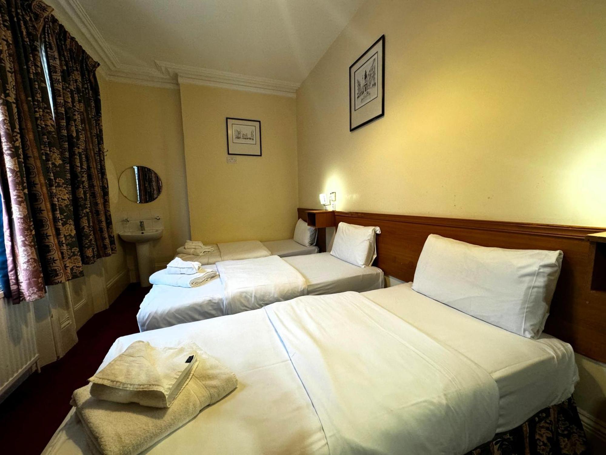 Bridge Park Hotel Londra Exterior foto