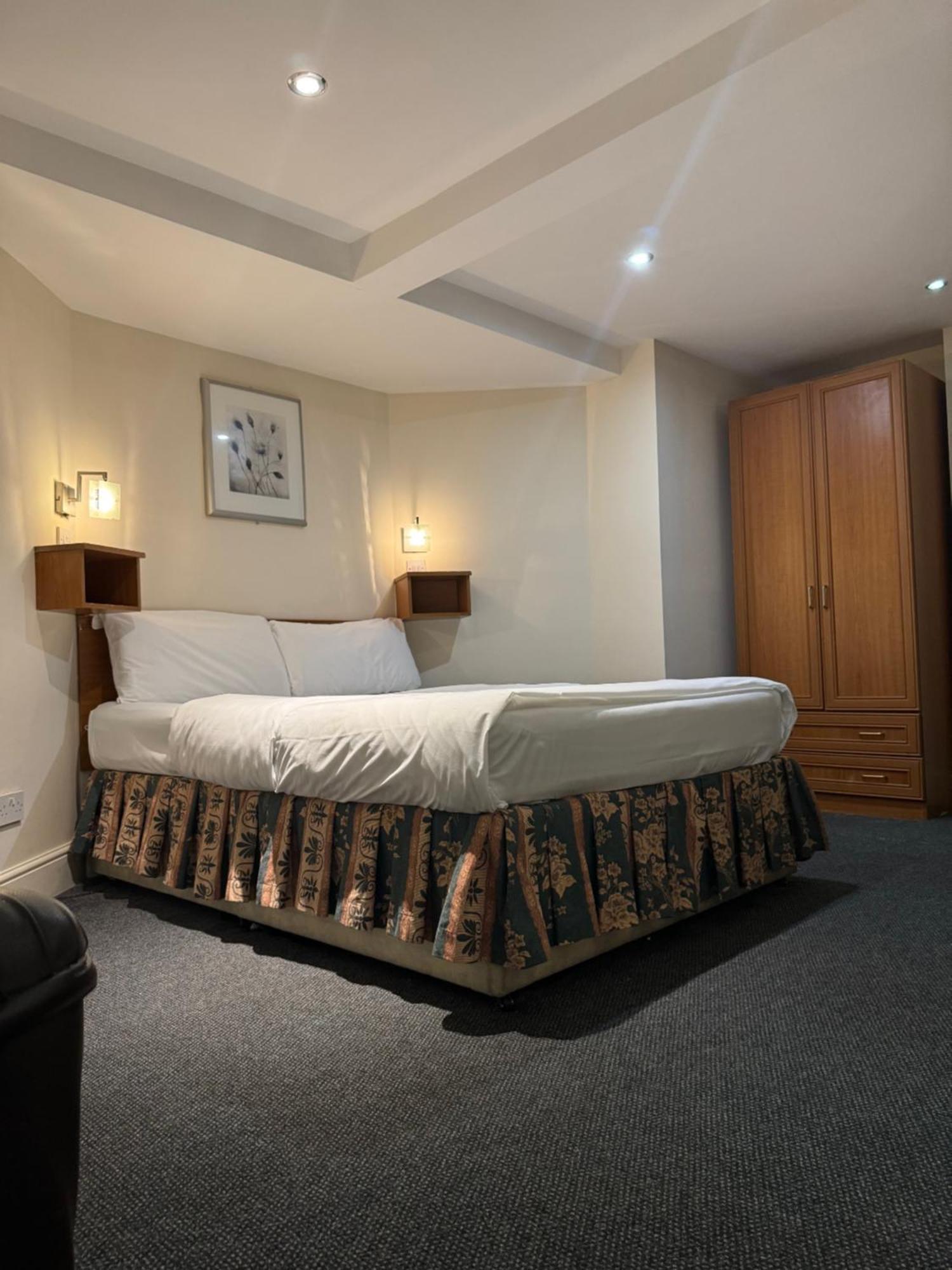 Bridge Park Hotel Londra Exterior foto